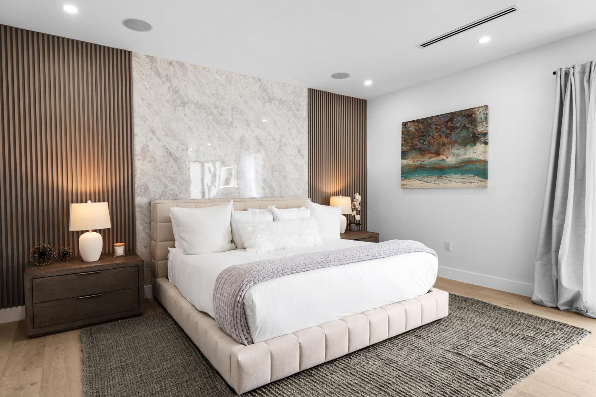 Modern Zen Oasis In Design District Sleeps 16 Miami